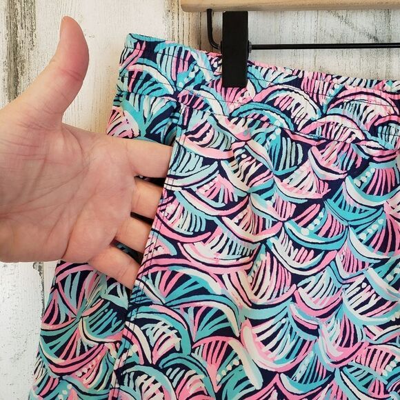 Lilly Pulitzer Run Around Short Bright Navy Neptune's Net Sz L - Picture 7 of 12